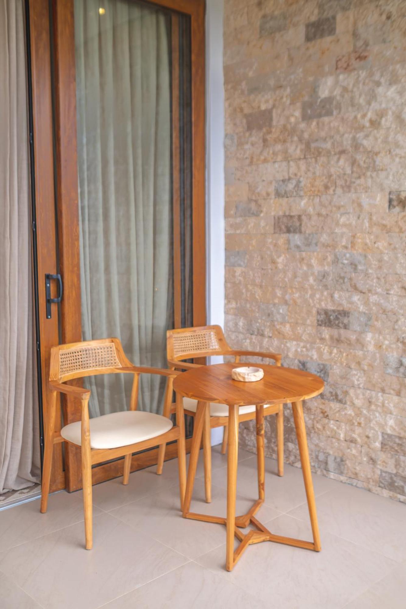 Villa Kaliente Toyapakeh Εξωτερικό φωτογραφία